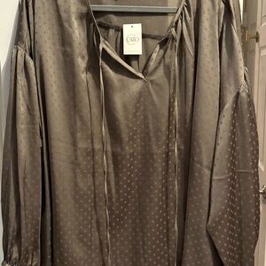 244- NWT Cato Silver Star Pattern Blouse